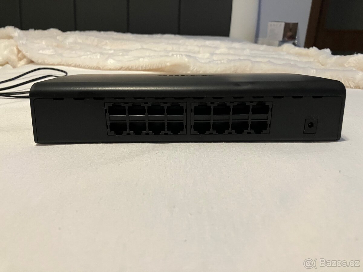 Switch D-Link GO-SW-16G gigabit 16 port - 2