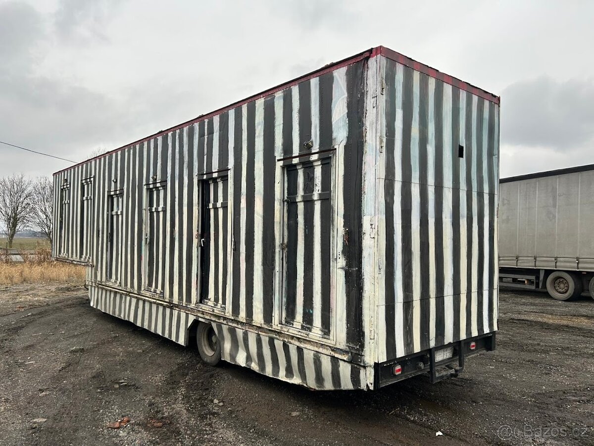 NÁVĚS VHODNÝ NA TRVALÉ STÁNÍ - 2