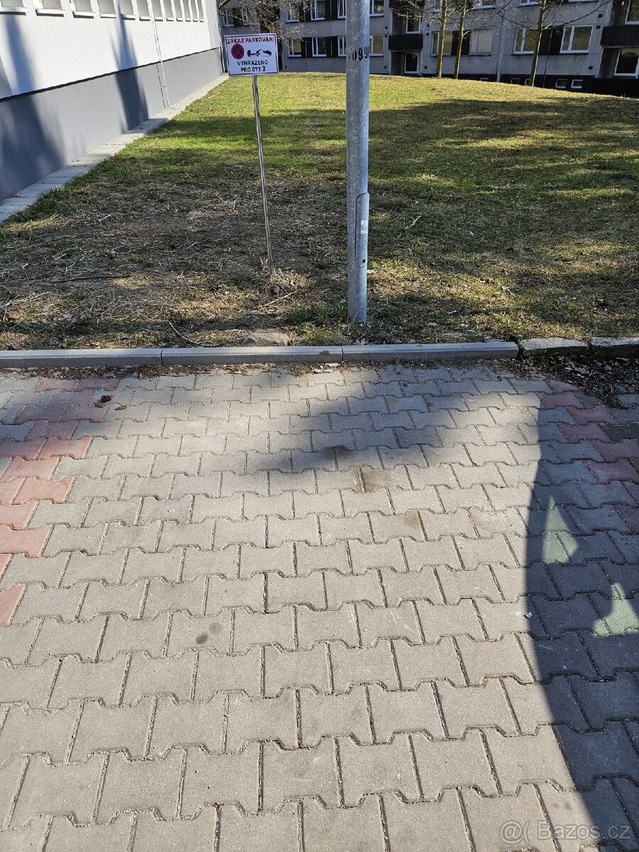 Prodej parkovacího stání - 2