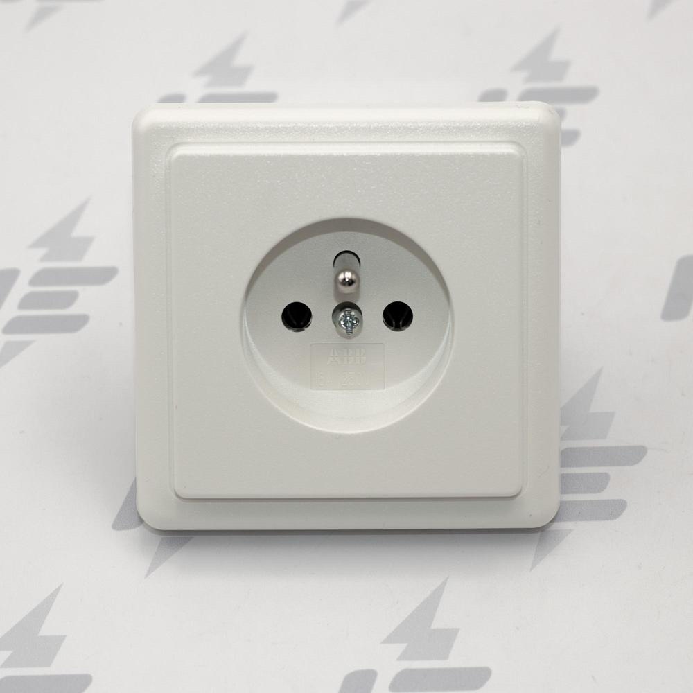 Zásuvka ABB Classic - 2