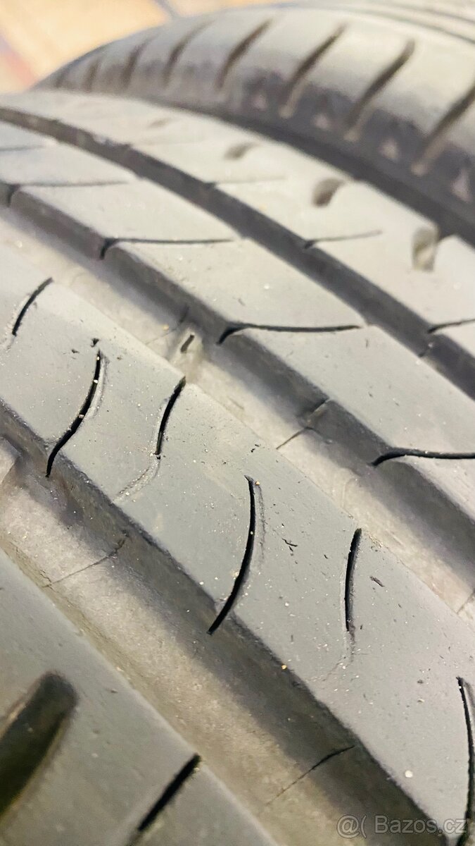 Letní pneu Michelin 205/60R15 - 2