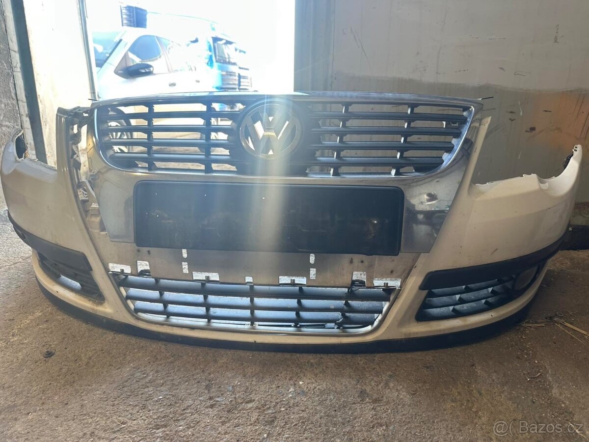 VW Passat B6 predni naraznik - 2