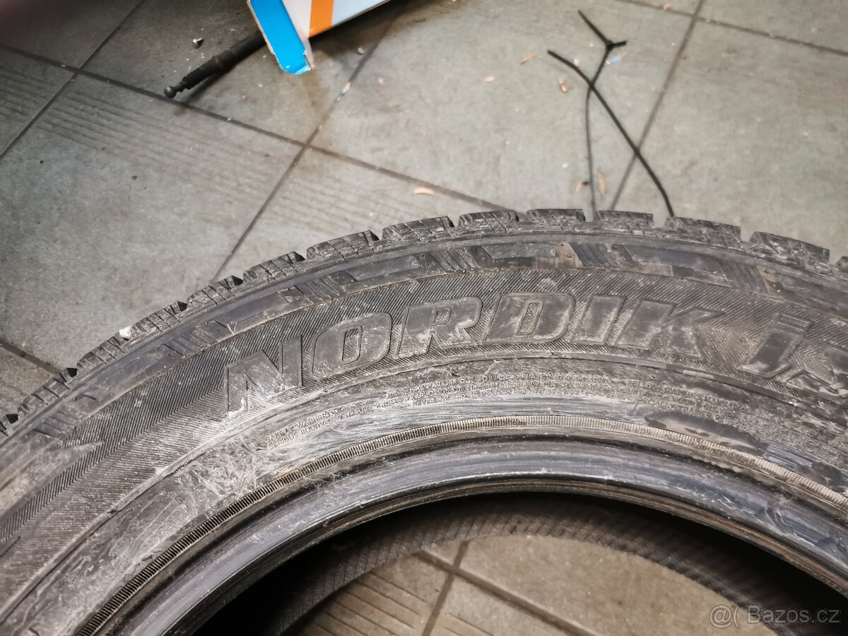 Zimni 235/65R17 - 2