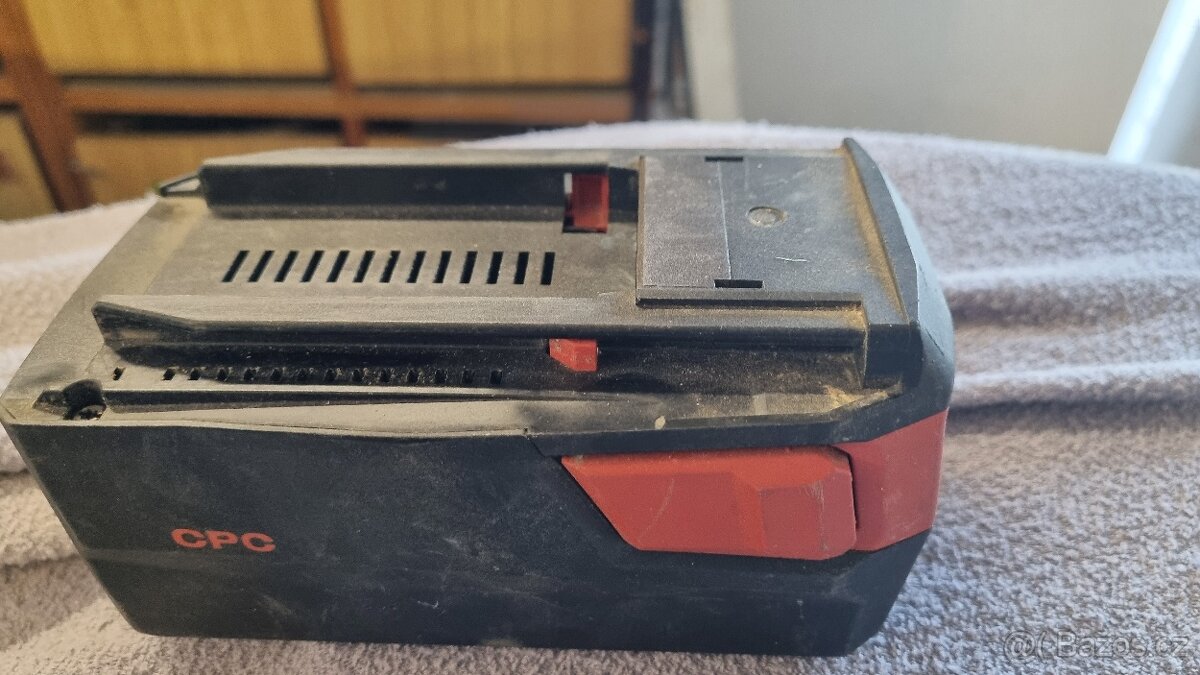 Hilti baterie, 36 V, zánovní - 2