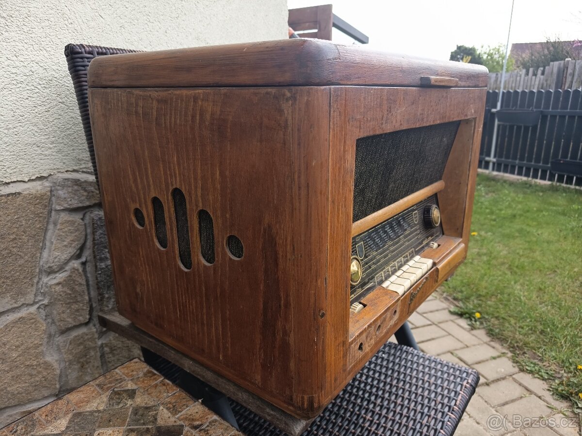 Starožitné rádio - 2