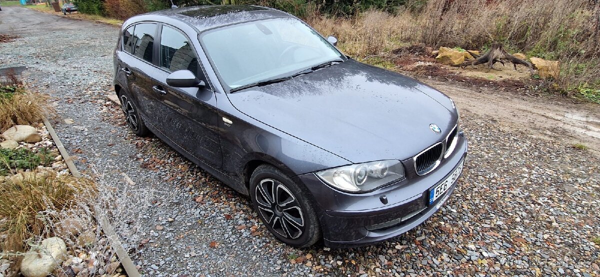 BMW 118D - 2