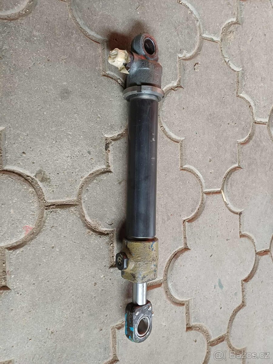 Pístnice E 514 - 2