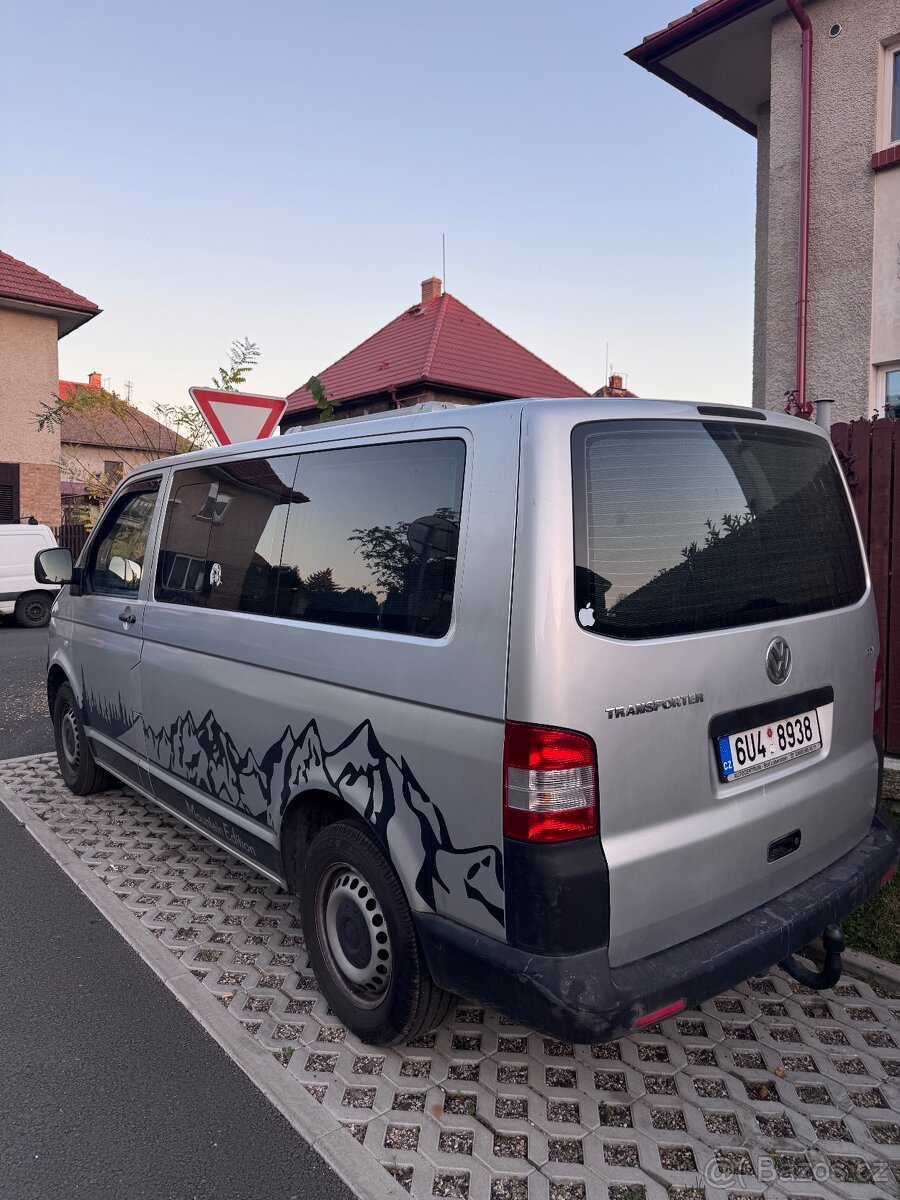 VW TRANSPORTER T5 1.9TDI 4/9 MÍST R.V.2009, 75 KW - 2