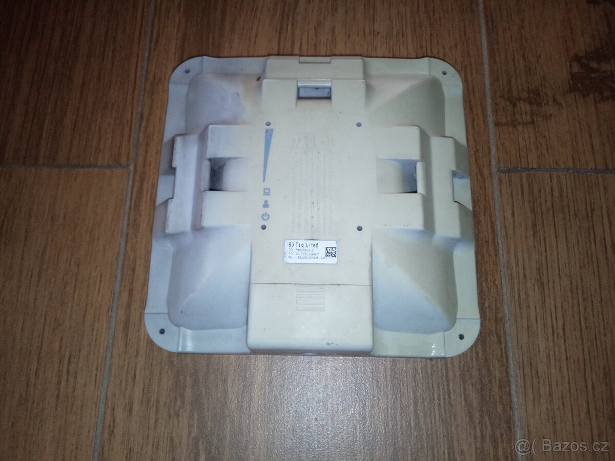 MikroTik RouterBOARD RBSXTsq5nD, SXTsq Lite5, L3 - 2