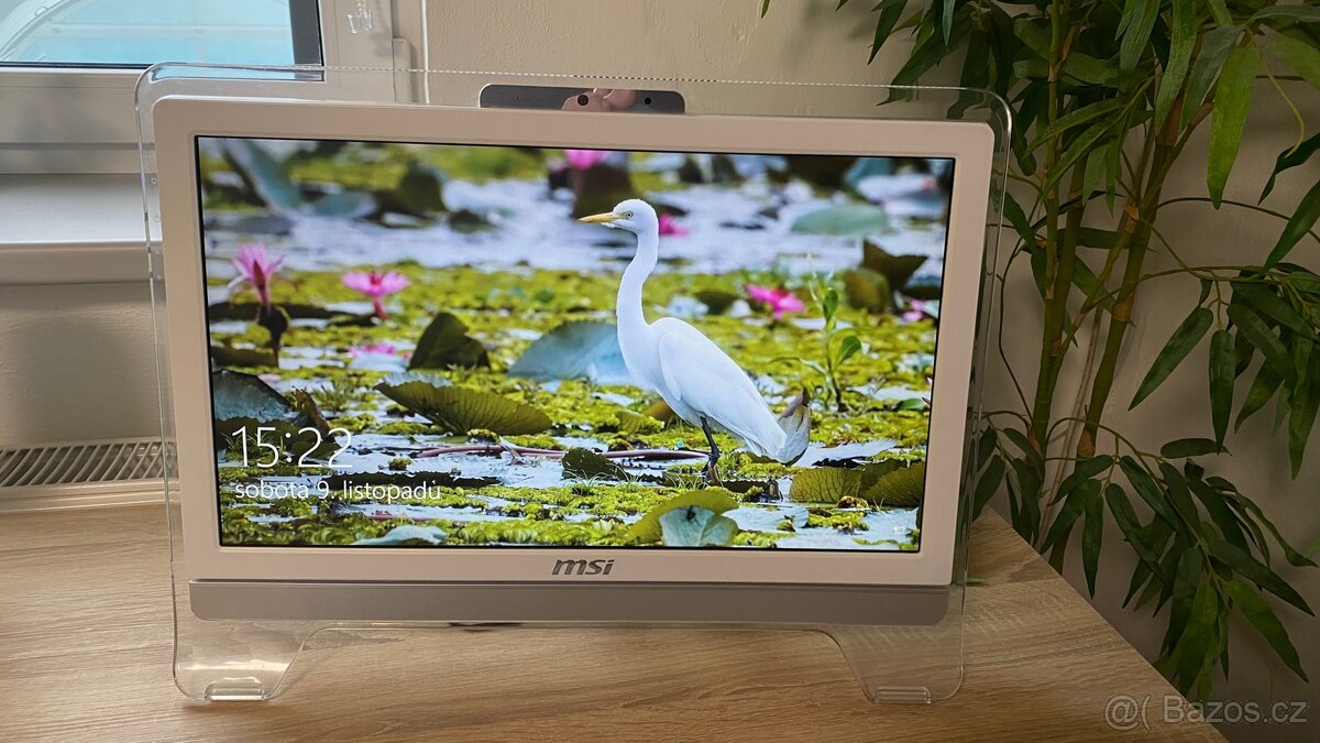 All In One - MSI 20" - 2