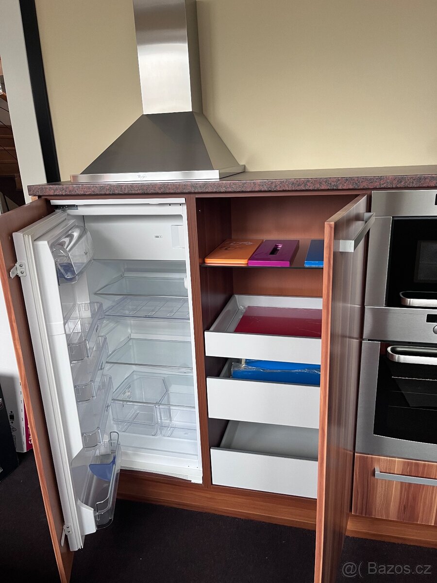 Kuchyňská linka NOVÁ - 2