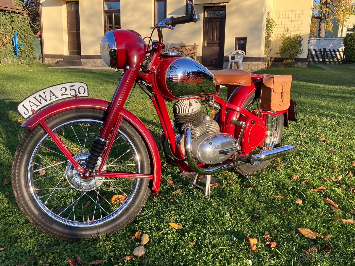 Jawa 250 pérák 1950 - 2