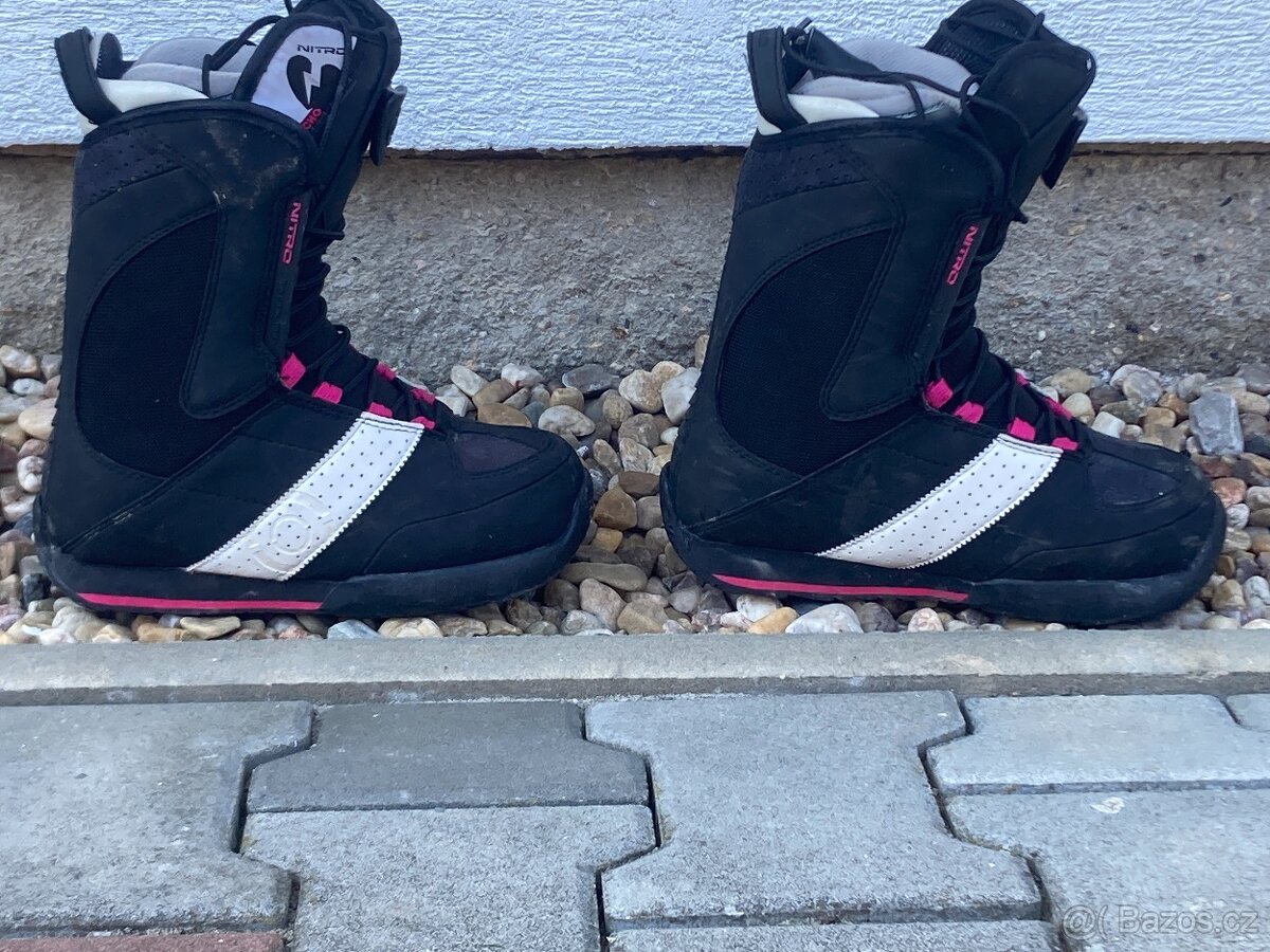 Boty Snowboard UK 4,5 - 2