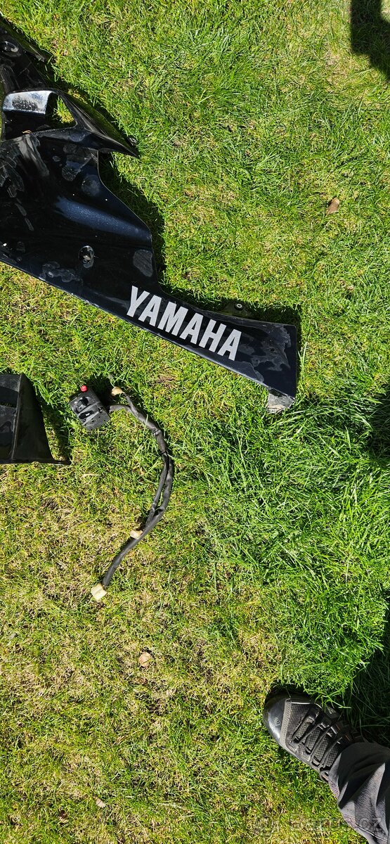Yamaha YZF-R6R rok 2006 díly - 2
