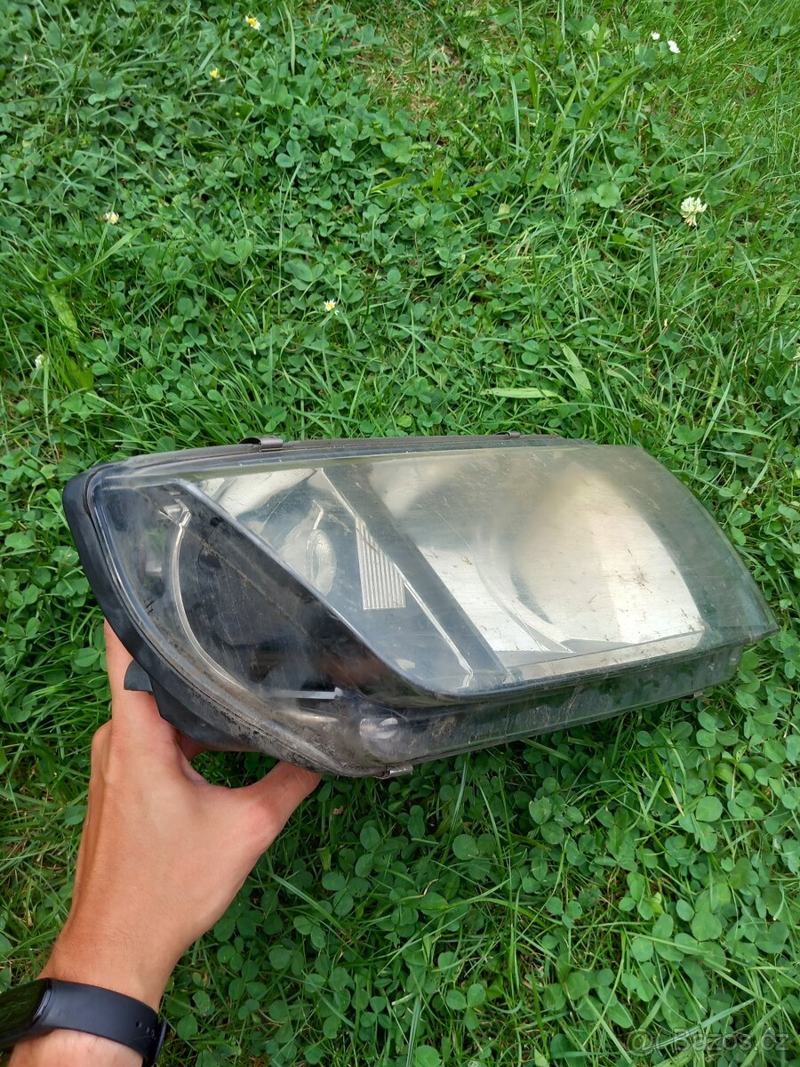 Přední světlo Škoda Fabia 1 - 2