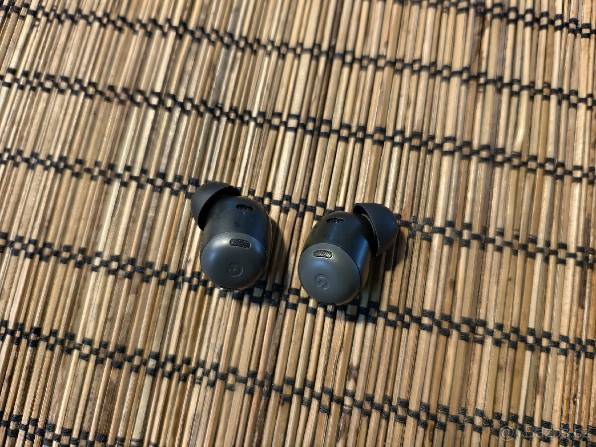 Google Pixel Buds Pro (ANC) – Plně funkční
- 2