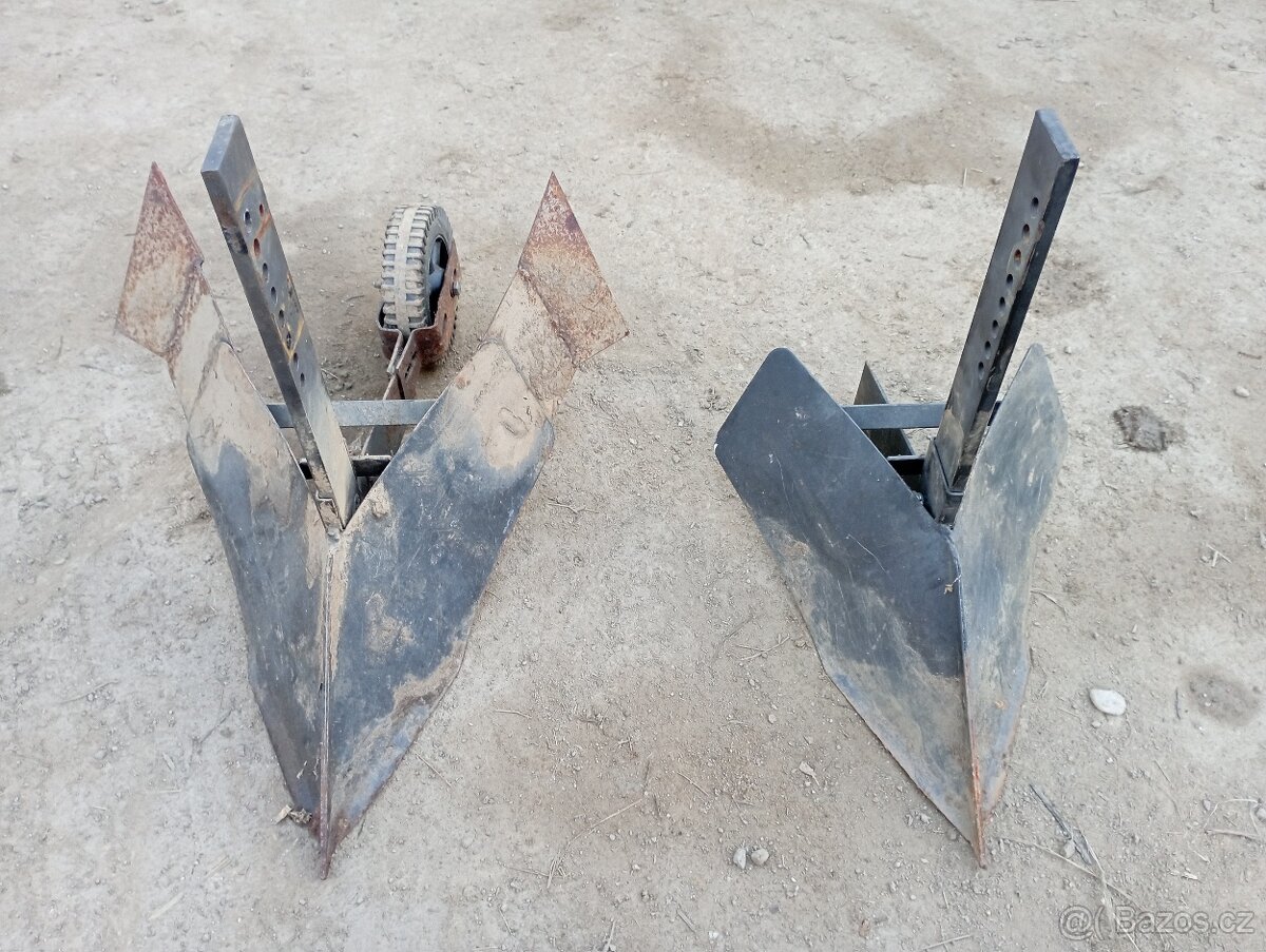 TERA VARI , MOUNDFIELD , RS 09 - 2