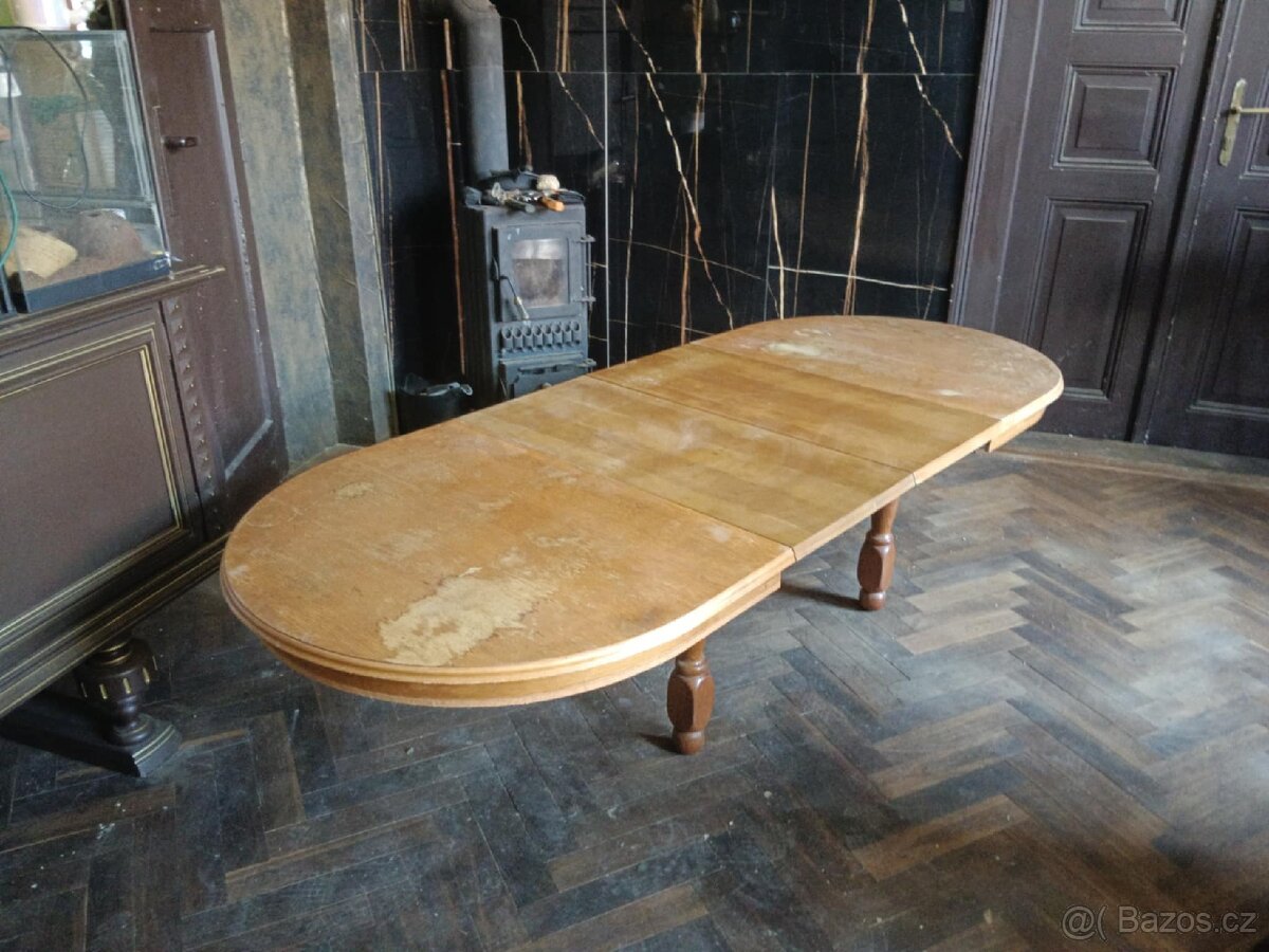 Stůl masiv - 2