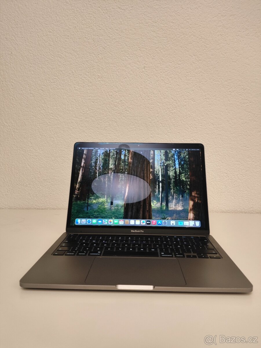 MacBook Pro 13" 2020 | i5 • 8GB • 256GB SSD - 2