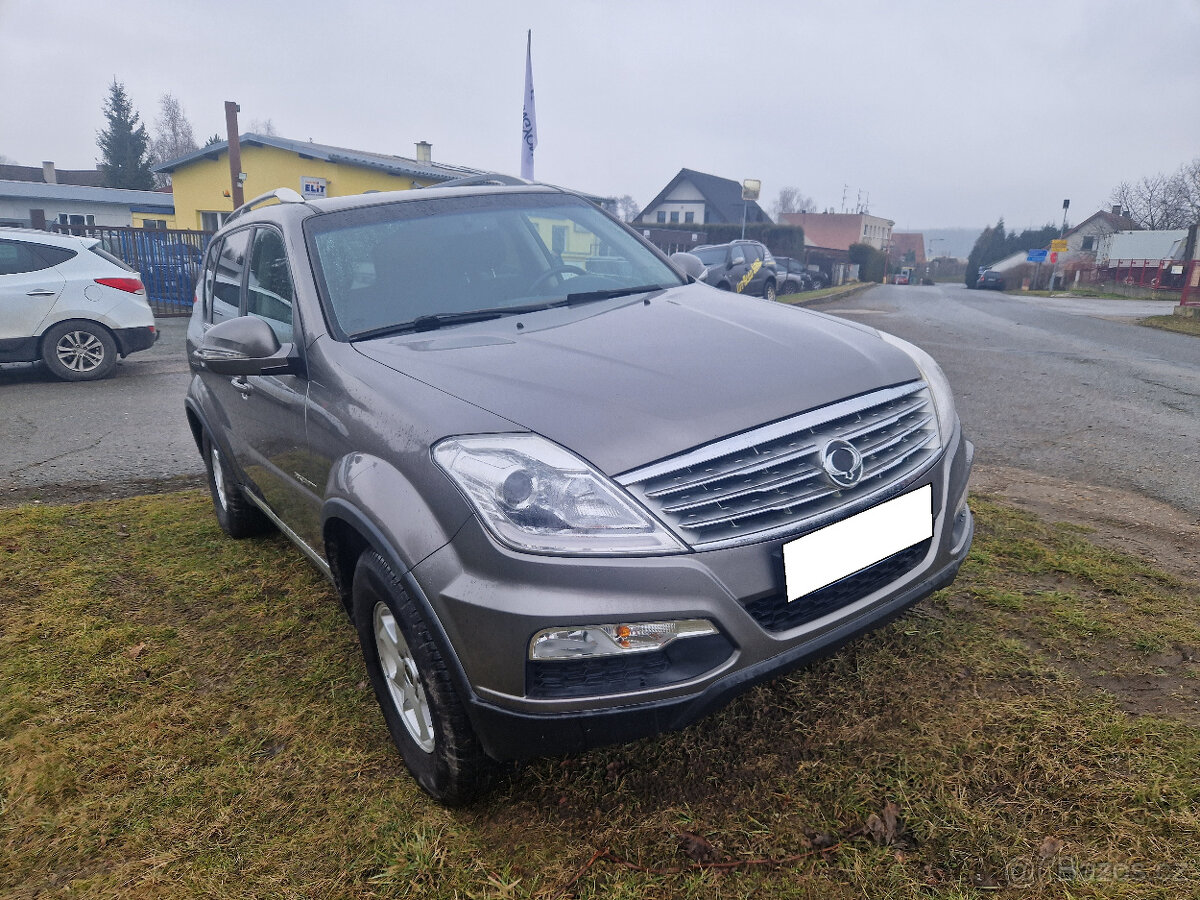 SsangYong Rexton III 2.0 XDi - 4x4 REDUKCE 7 míst - 2