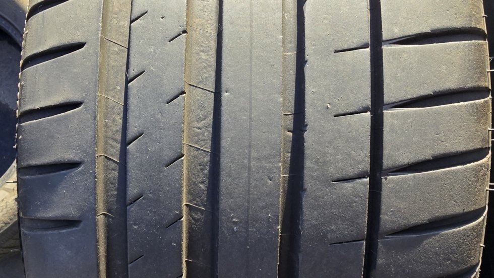 Letní pneu 225/40/18 Michelin - 2