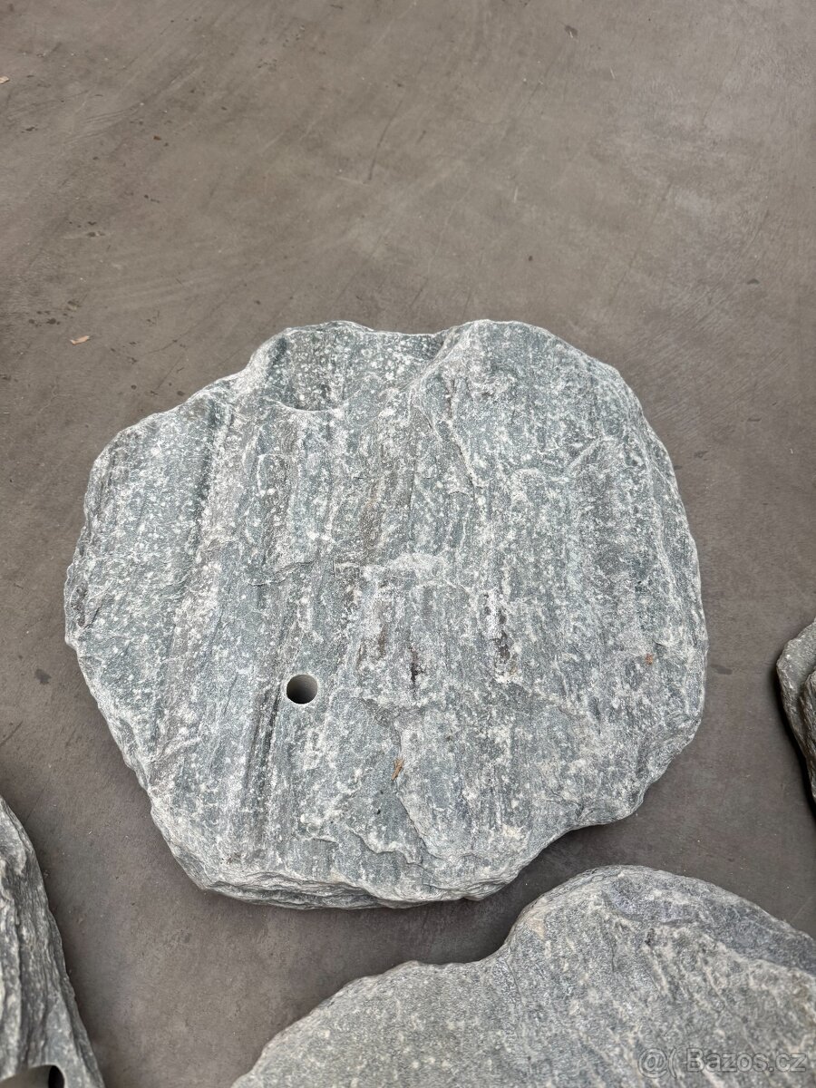 Prodám nášlapné kameny - 2