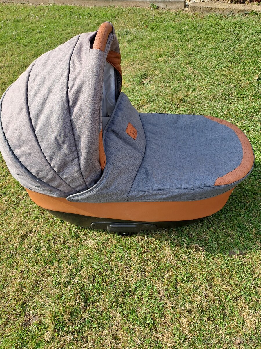 Camarelo Zeo - dětský kočárek - 2