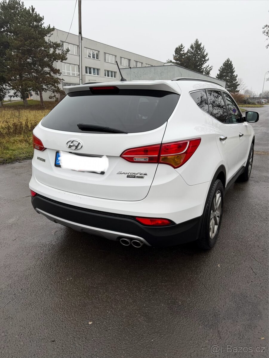 Hyundai Santa Fe - 2