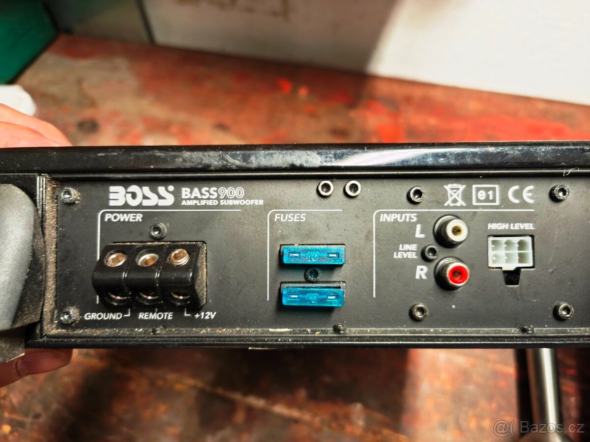 Prodám subwoofer BOSS Bass900 - 2
