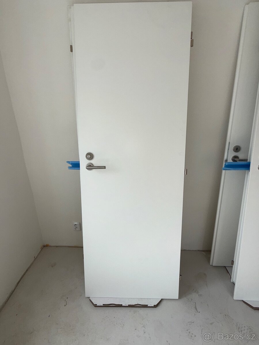 Interiérové dveře bílé 75L/85P, 7 ks - 2