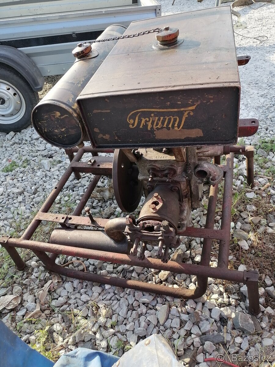 Hasičská stříkačka Triumf - 2