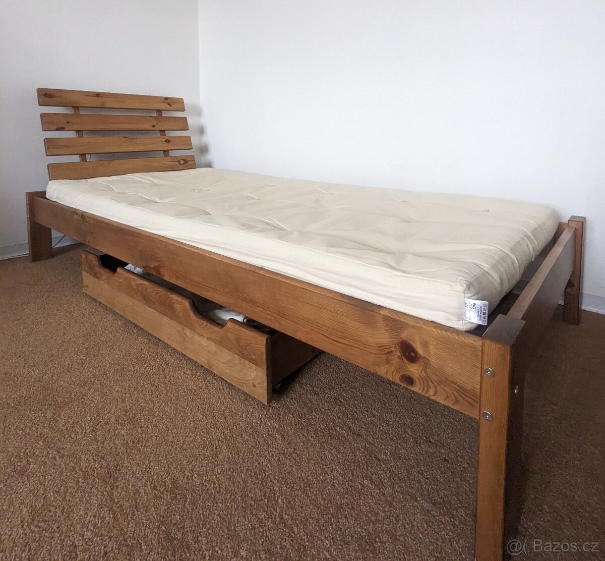 Jednolůžková postel se šuplíkem - 2