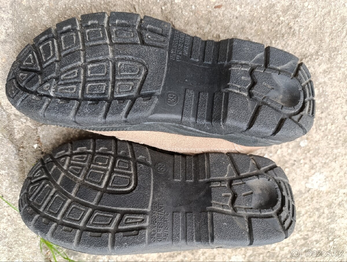 Pracovní boty 39 - 2