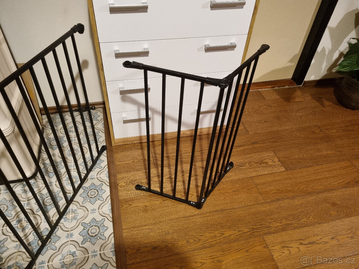Prodám bezpečnostní ohrádku ke krbu - 2