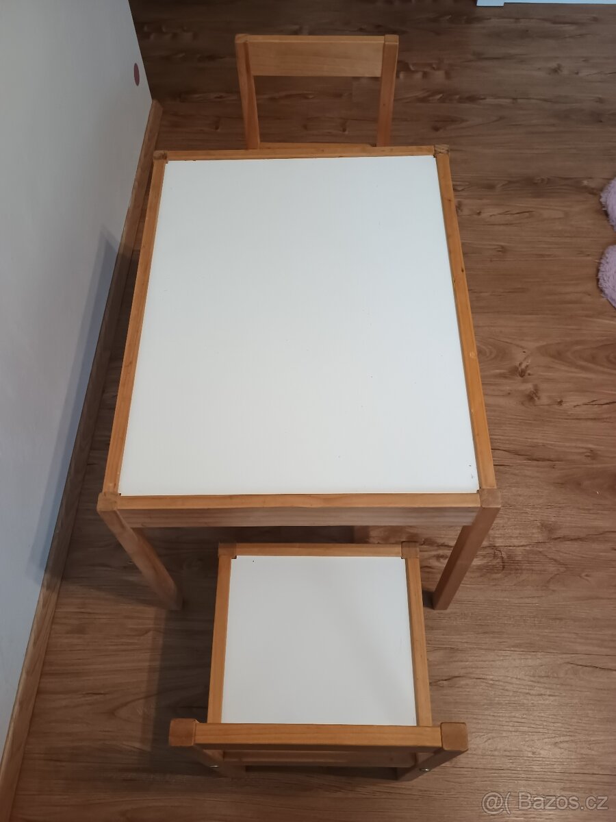 Prodám dětský stoleček IKEA a dvě židle - 2