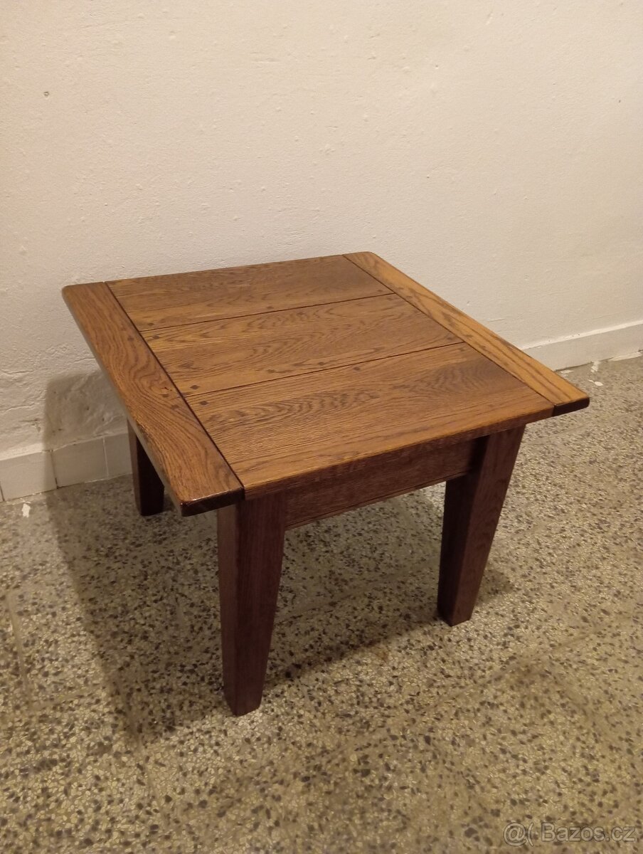 Konferenční stolek - 2