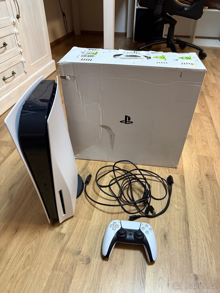 PS5 + ovladač TOP STAV - 2