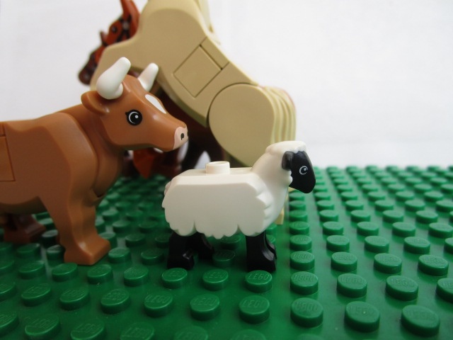 Lego zvířátka kůň, ovce, kráva pro City i Castle - 2