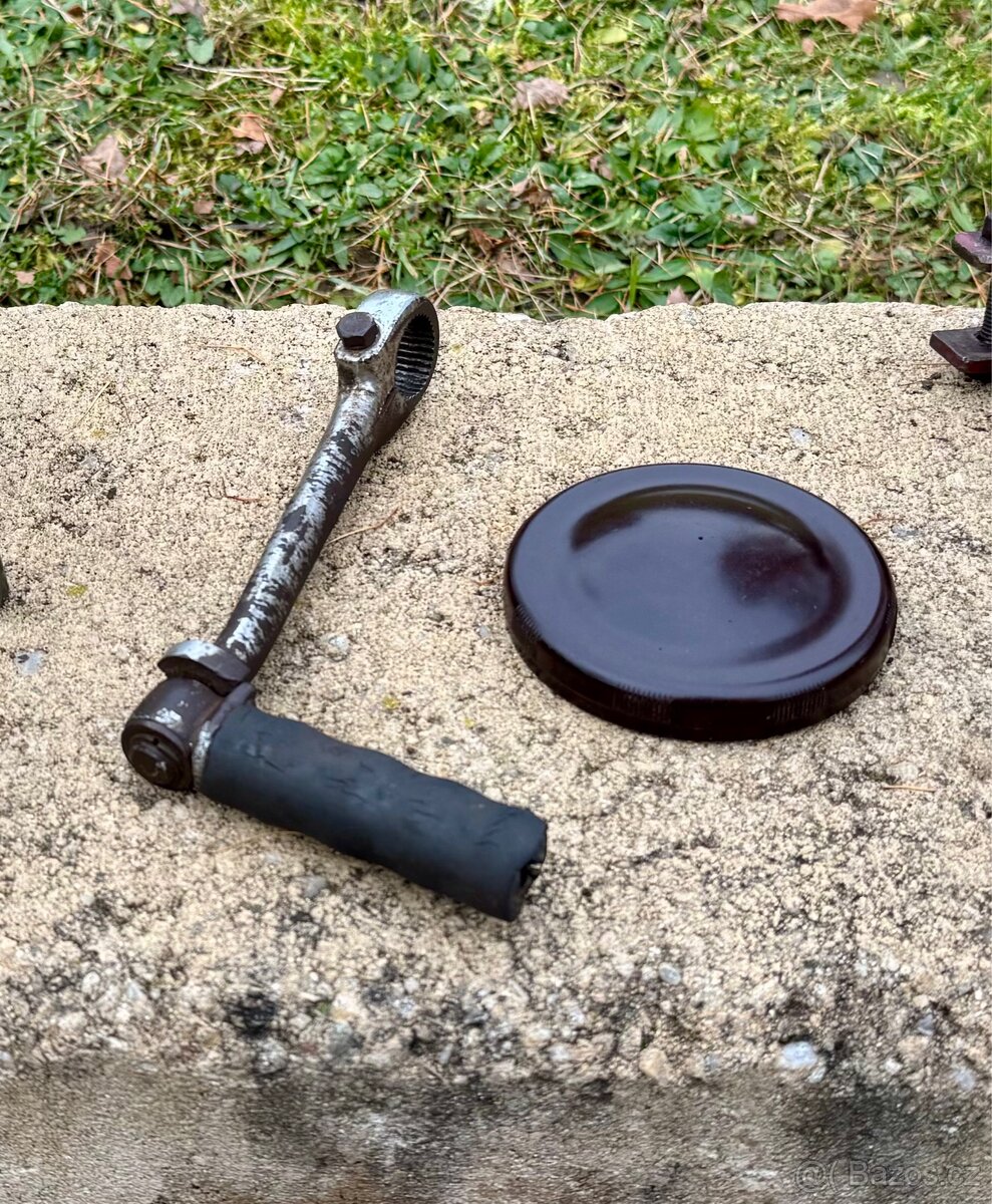 Jawa 250 350 perak, kyvacka, Ogar, ČZ - dily - 2