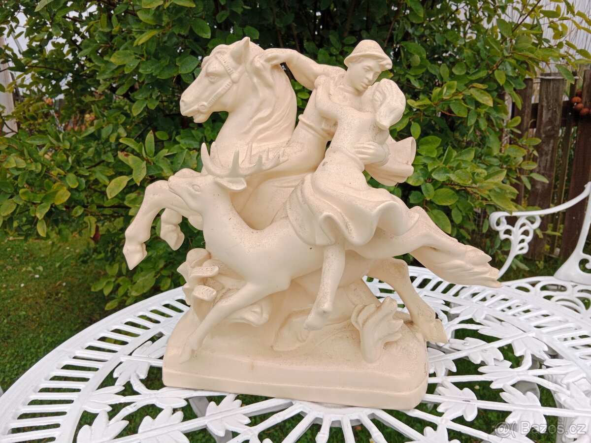 Plastika Toman a lesní panna SLEVA - 2