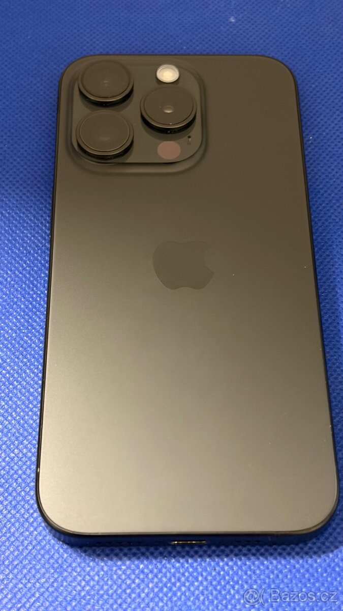 iPhone 15 Pro 512GB Black Titanium - 2