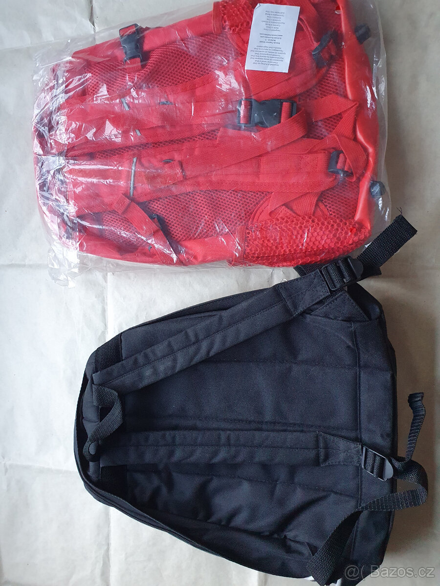 Batohy a cestovní tašky - 2