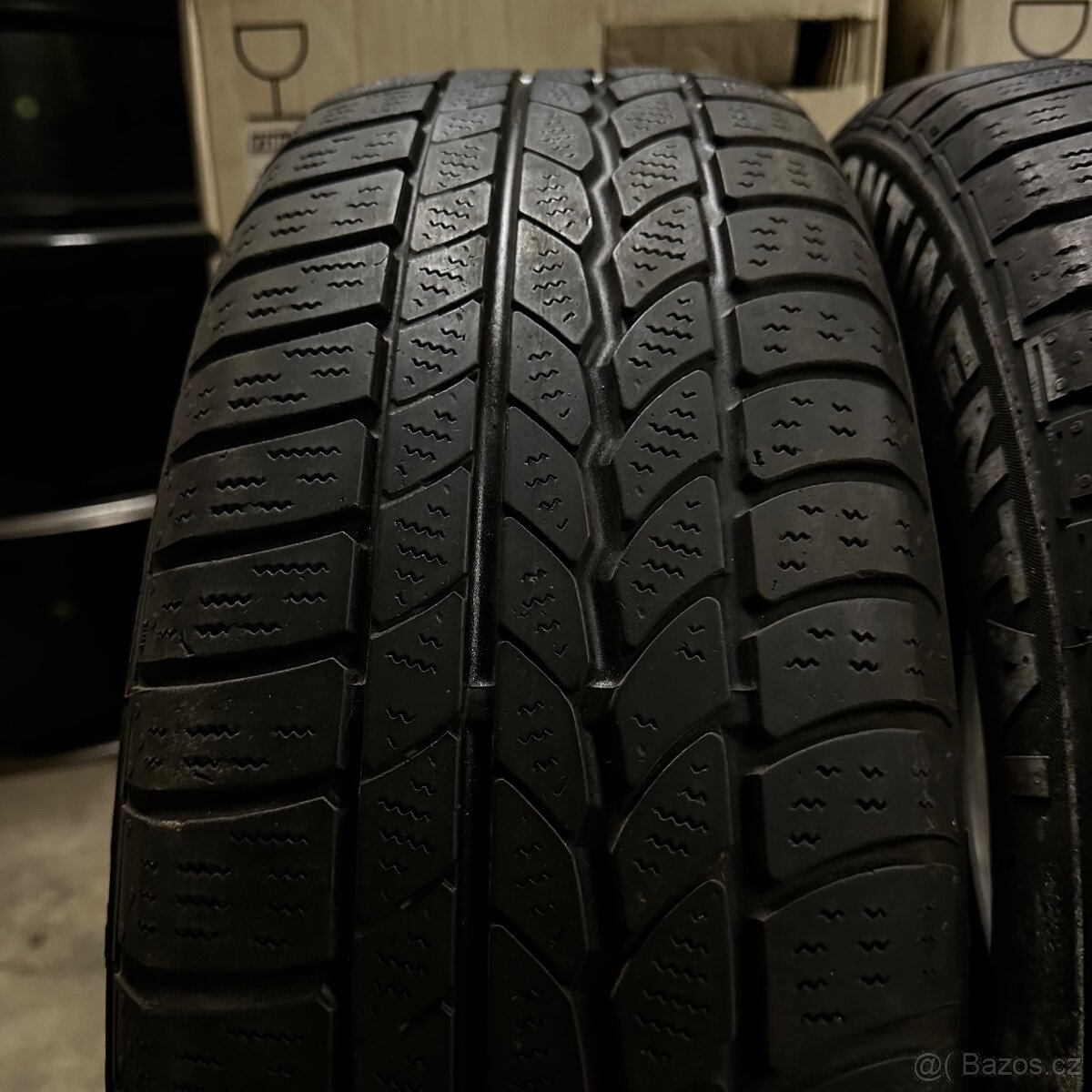 2ks pneu Continental 215/60/17 96H - 2