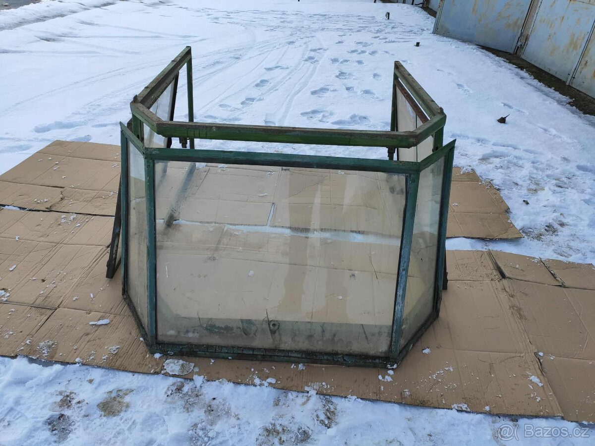 ZETOR 25??? kabina - 2