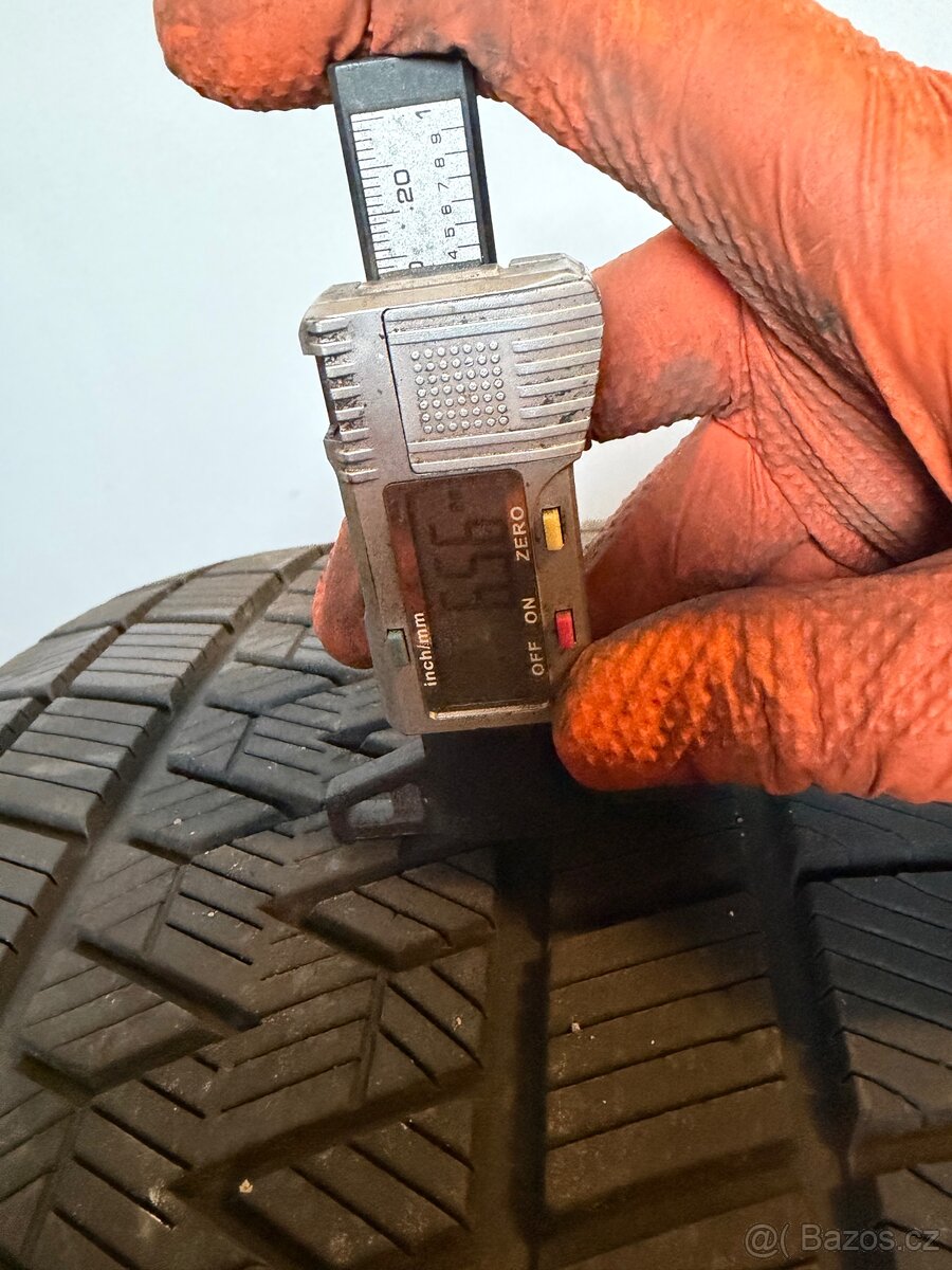 Zimní pneu Gripmax 255/50/20 - 2