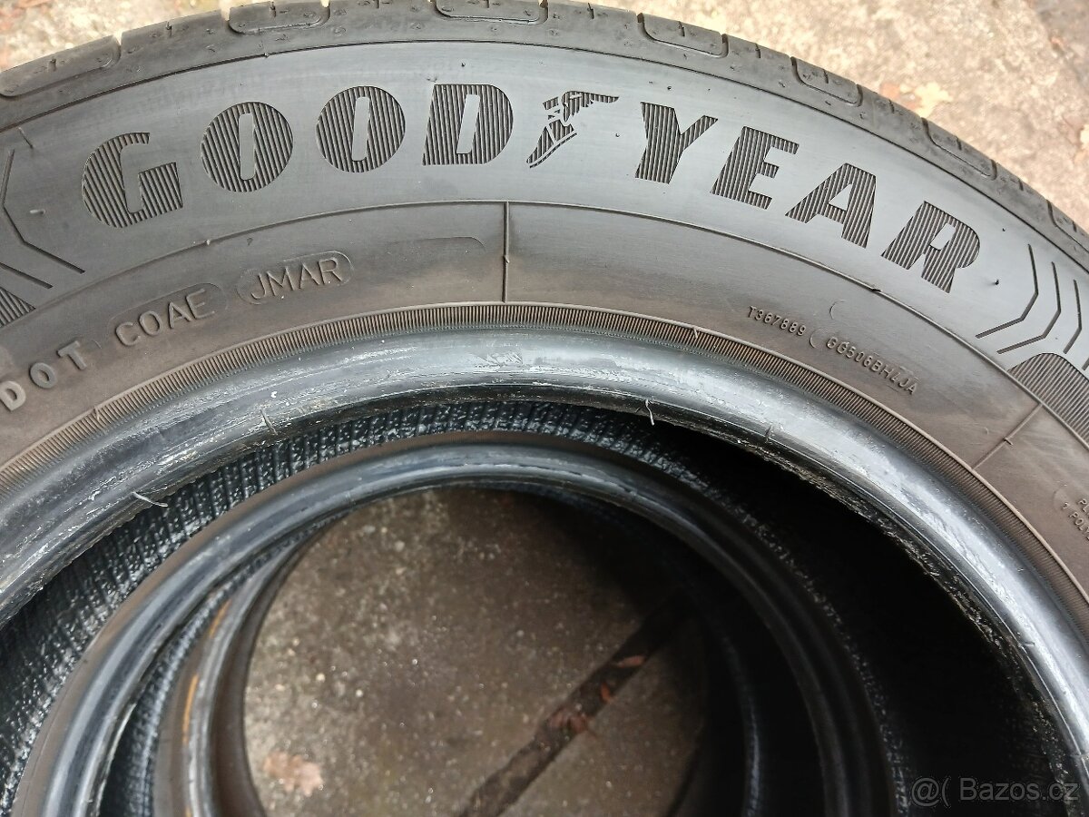 2ks letní pneu 195/65 r15 - 2