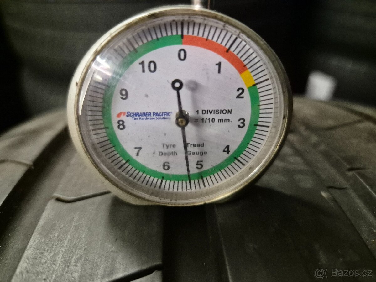 305/40 R20 PIRELLI (5+mm) č.16219/G - 2