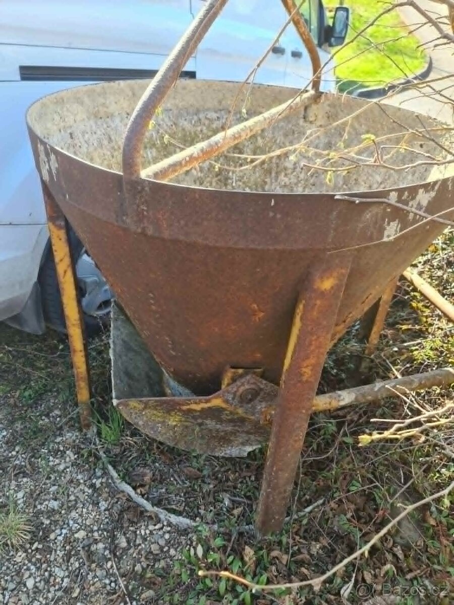 Betonovací bádie / skipa 0,3 m³ - 2
