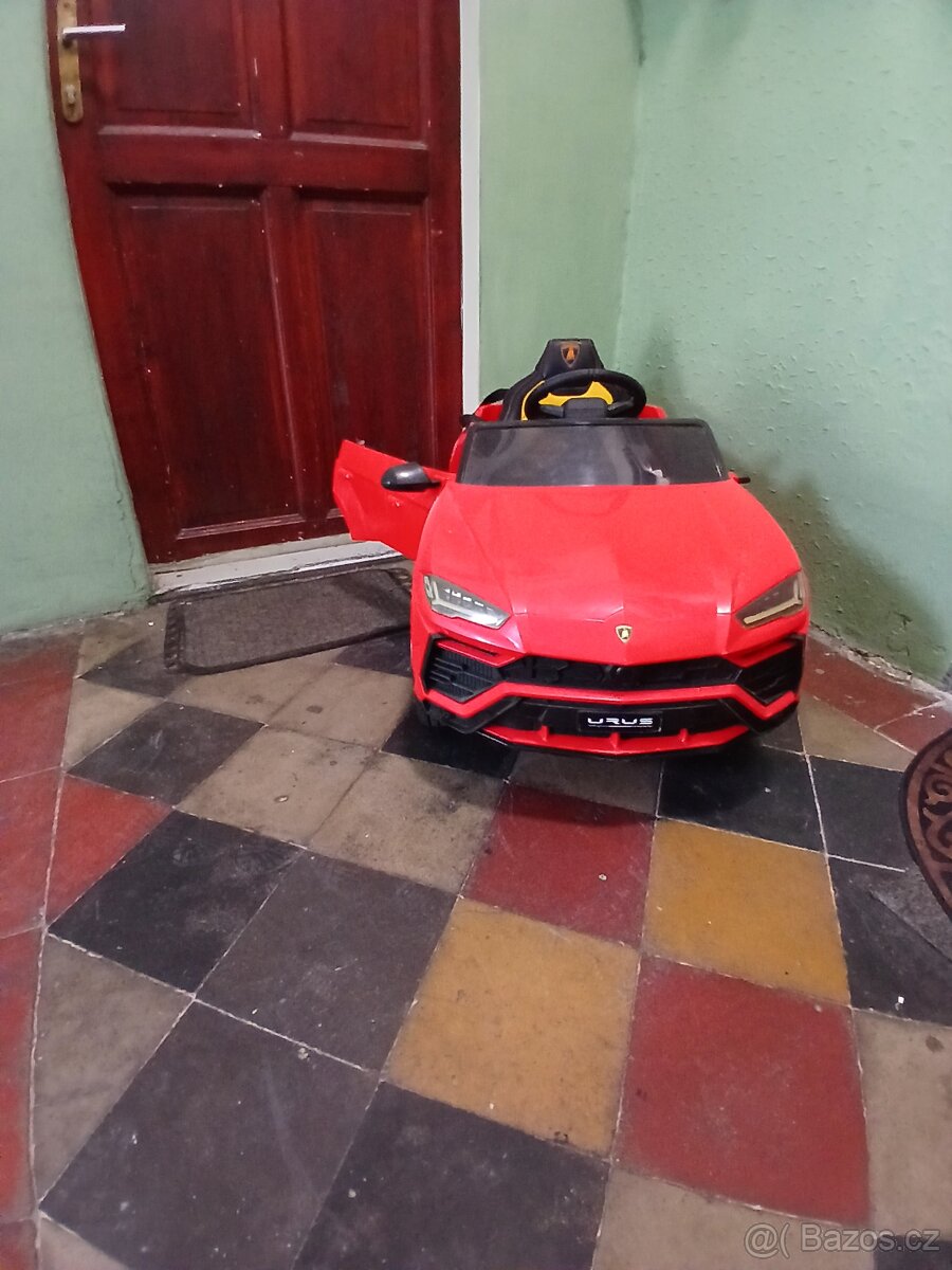 Prodám Elektrické Autíčko - 2