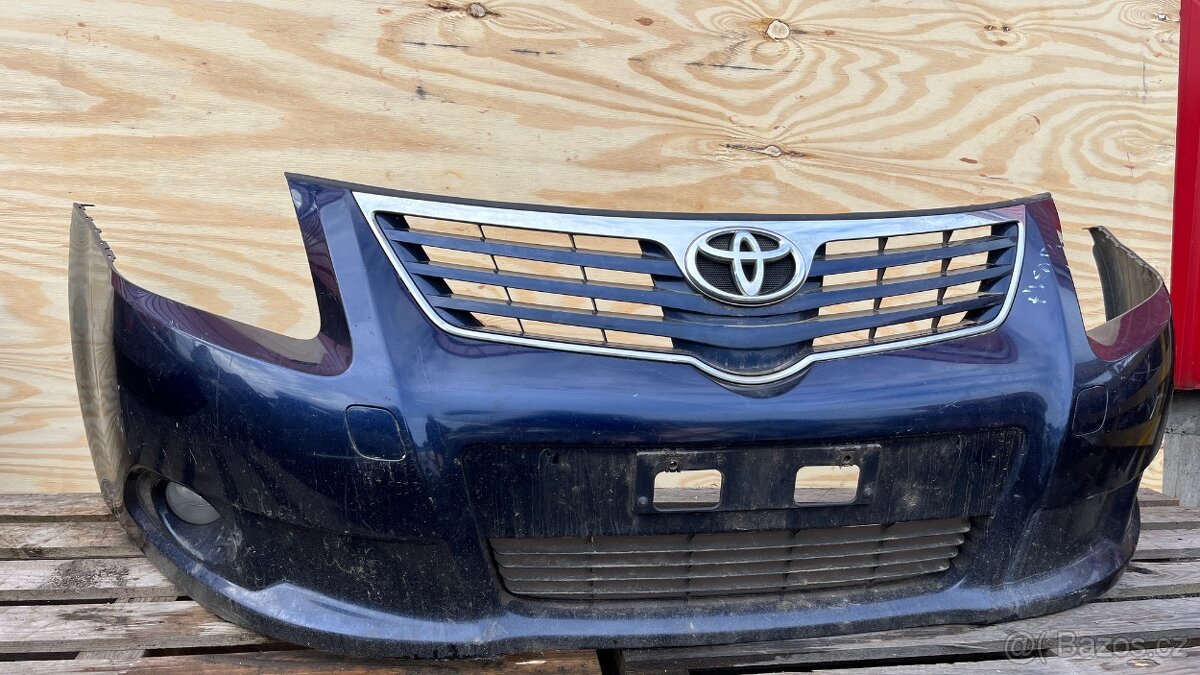PŘEDNÍ NÁRAZNÍK TOYOTA T27 PŘED FACELIFT - 2